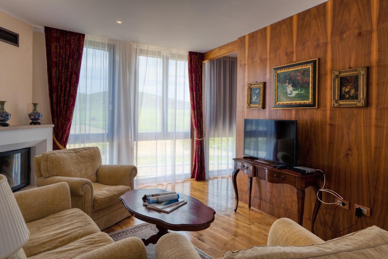 Hotel Soli Invicto Elenovo  Dış mekan fotoğraf
