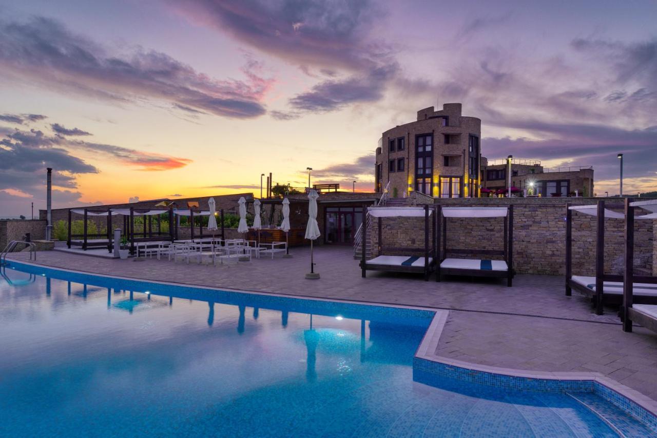 Hotel Soli Invicto Elenovo  Dış mekan fotoğraf