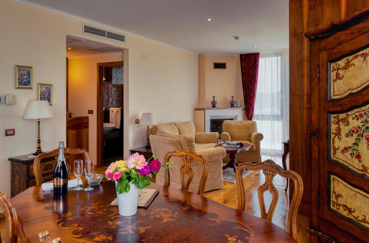 Hotel Soli Invicto Elenovo  Dış mekan fotoğraf