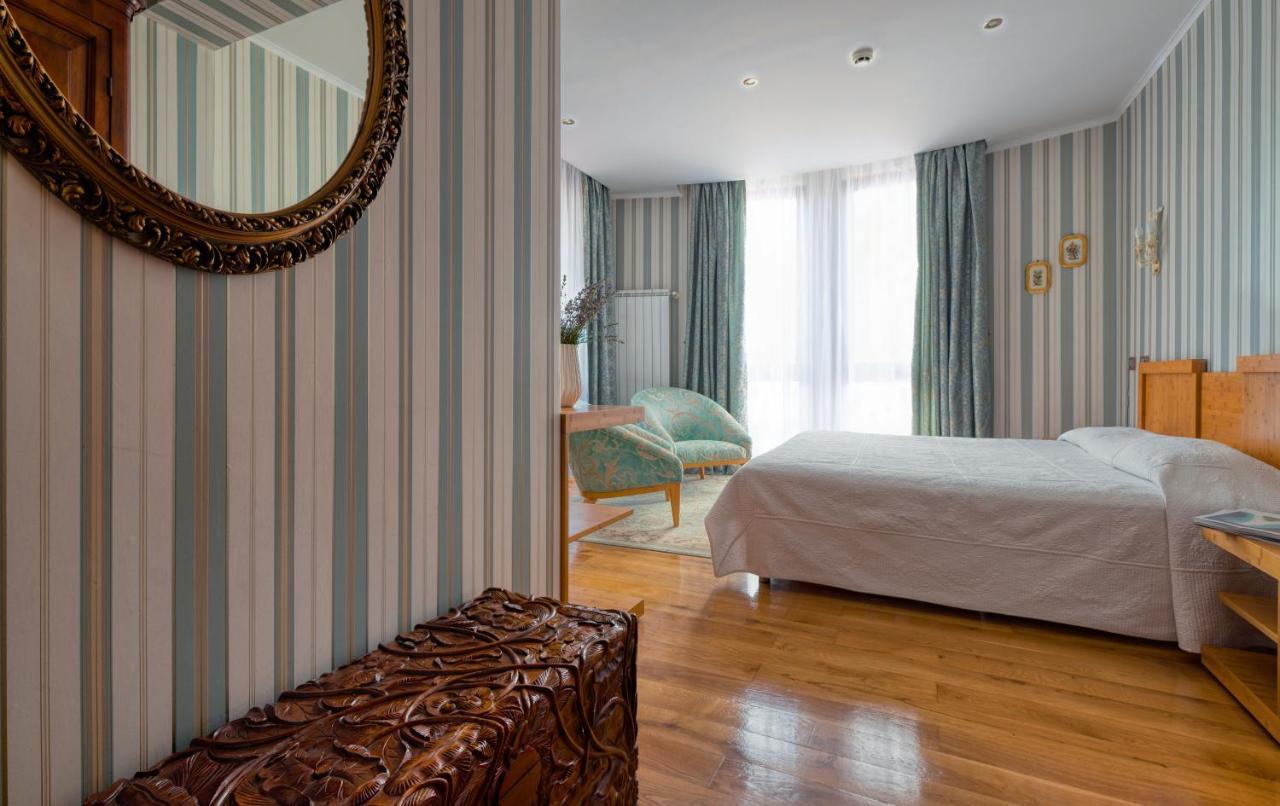 Hotel Soli Invicto Elenovo  Dış mekan fotoğraf