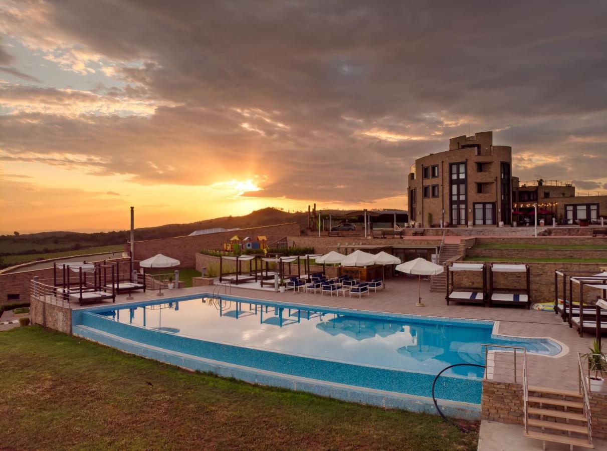 Hotel Soli Invicto Elenovo  Dış mekan fotoğraf